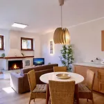 Casa Cinzia דירה *